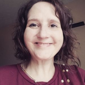 Meet your Posher, Holly